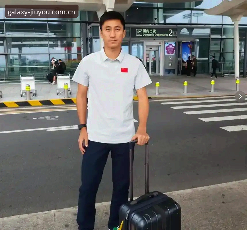 世界杯裁判马宁不看球迷评论，我们为什么得换个角度看判罚？